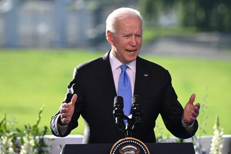 Joe Biden: Dostavit ćemo lijekove i brze testove za koronu širom svijeta