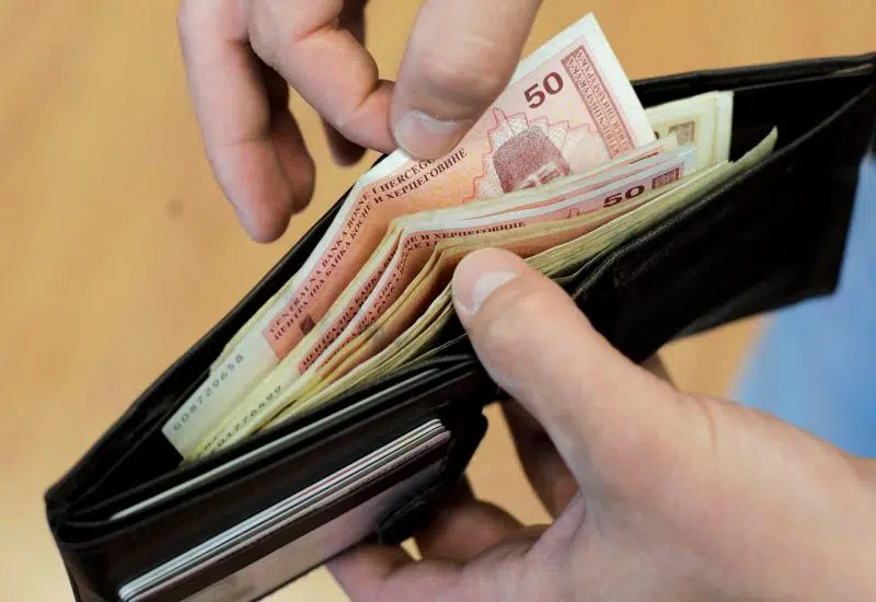 Za godinu dana hrana i bezalkoholna pića poskupjeli za 22,7 posto