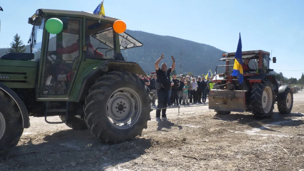 Traktor protiv traktora, Vlašić 15.05.2022 – flash.ba