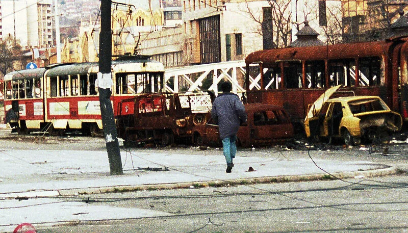 MONSTRUOZNE LAŽI PONOVO IZ BEOGRADA! PRIČALI DA LI JE SARAJEVO BILO OPKOLJEN I BLOKIRAN GRAD: ‘MI SMO BRANILI ŠTO JE NAŠE’