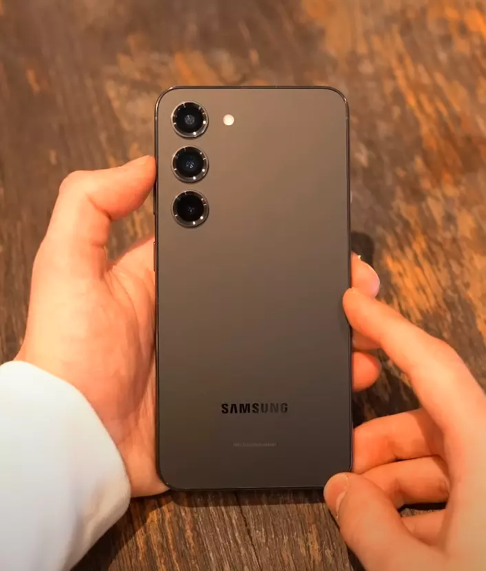 Recenzija Samsung Galaxy S23: Kompaktan i prepun vrhunskih značajki! kamera samsung galaxy s23
