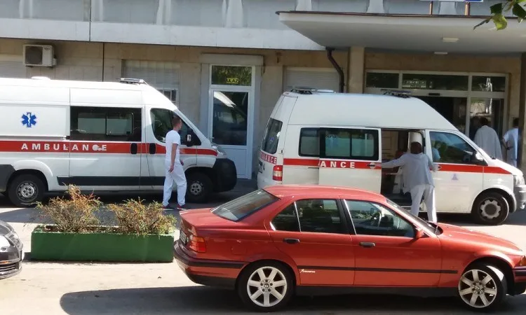 TRAGEDIJA NA UKC TUZLA: AMIRU NAKON INFARKTA POSLALI KUĆI DA SE NASPAVA I ONA JE UMRLA