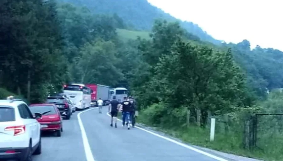 U STRAVIČNOJ NESREĆI KOD KLADNJA POGINULA JEDNA OSOBA