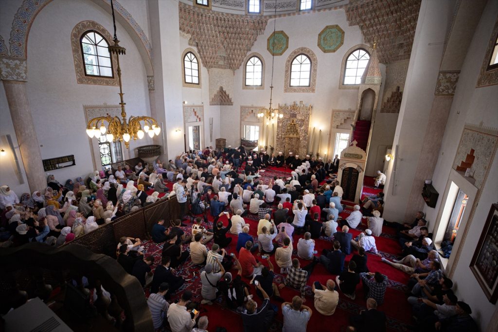 održana mevludska svečanost povodom rođenja poslanika u gazi husrev-begovoj džamiji