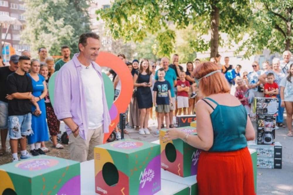enis igrao ragbi na bilinom polju (video)