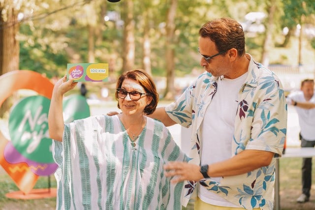 najezda flamingosa u jajcu