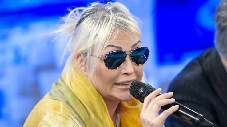 Slavna pjevačica rođena je kao Albanka Ilirijana Hodža, udala se za najbogatijeg čovjeka sa Kosova, a stidjela se porijekla – zato je promjenila ime