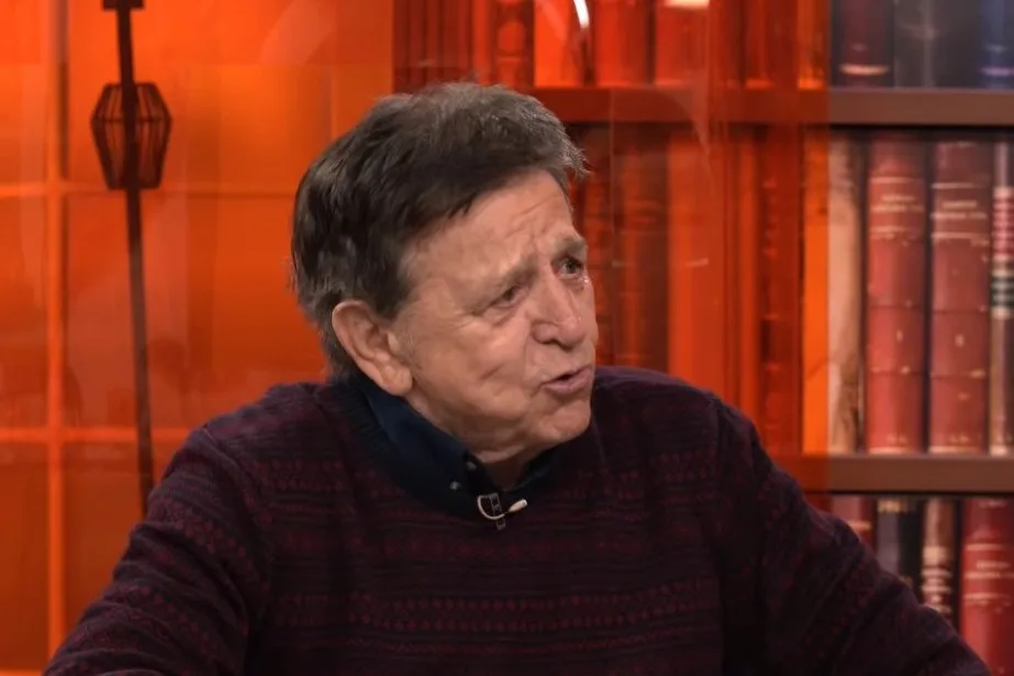 Zahar se nikad jače obrušio na Lepu Brenu: “Da se Prijovićka nije udala za njenog sina, okomila bi se na nju…”
