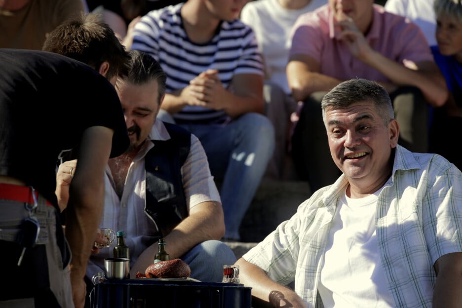 Aleksandar Seksan u seriji 
