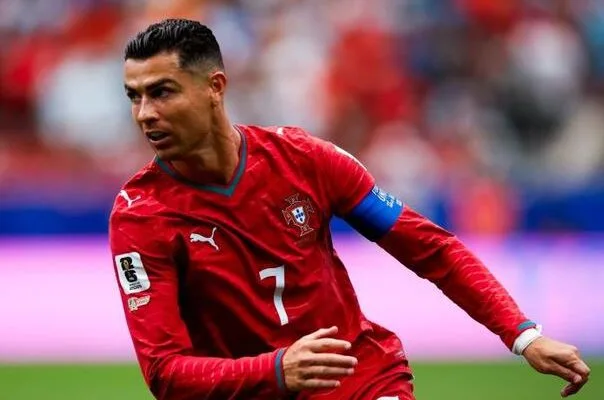 Kralj društvenih mreža: Kristijano Ronaldo zarađuje milione po samo jednoj objavi na Instagramu