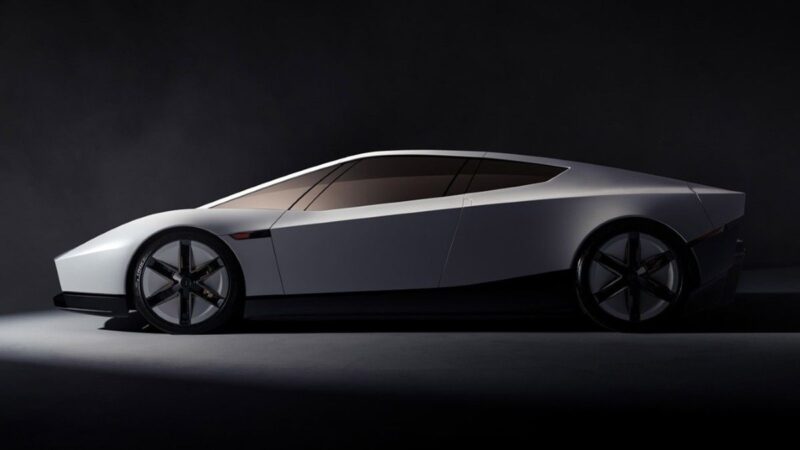 Tesla Roadster: Elon Musk otkrio superautomobil koji lebdi