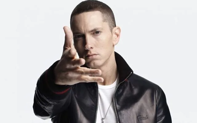 Je li pravi Eminem umro prije 20 godina? Bizarna teorija prati repera koji je osvojio svijet