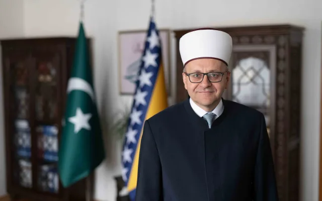 Dr. Dedović za Hayat: Islamska zajednica mora ostati iznad politike, a BiH naš zajednički okvir