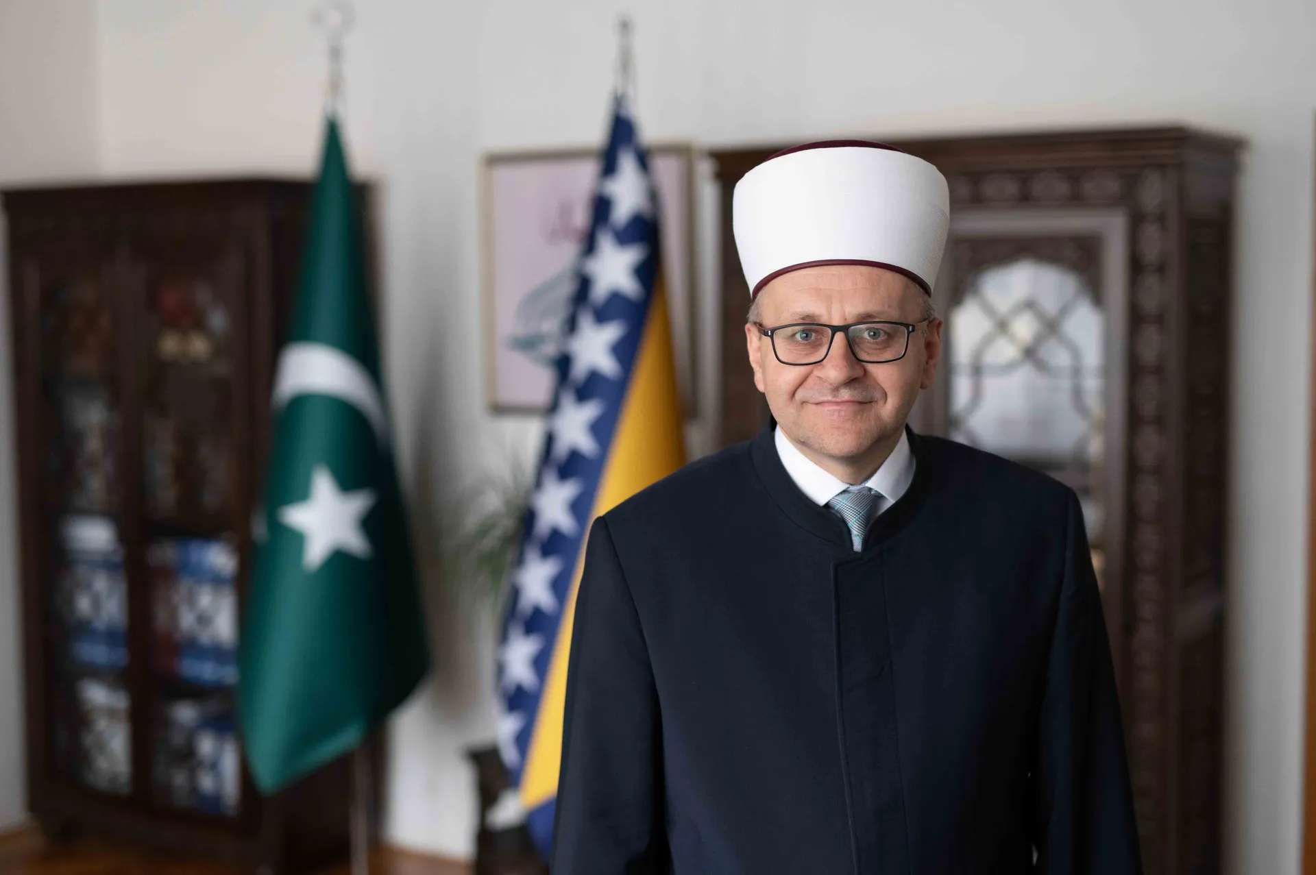 Dr. Dedović za Hayat: Islamska zajednica mora ostati iznad politike, a BiH naš zajednički okvir