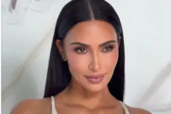 Kim Kardašijan pokazala grudi: Svi pogledi uprti u nju, a ovaj detalj posebno šokira
